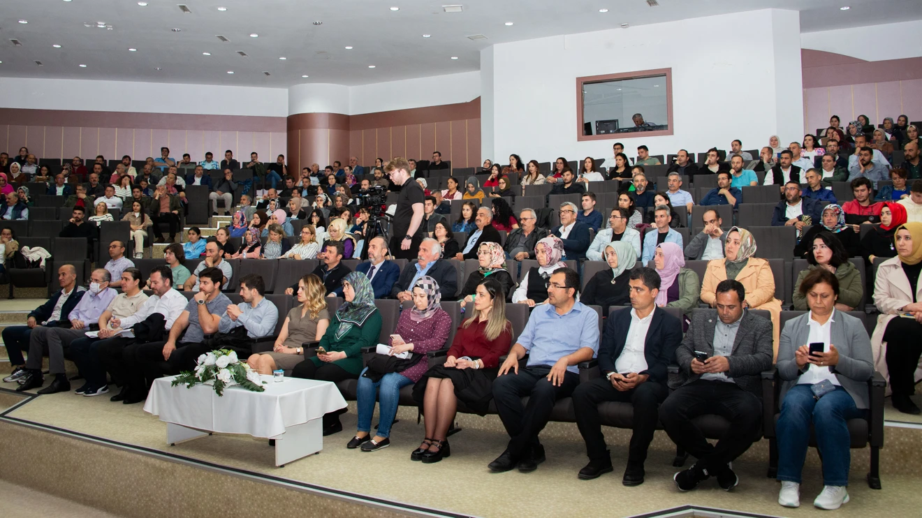 Selçuk Üniversitesinde ‘Resmi Yazışma Kuralları Eğitimi’ verildi